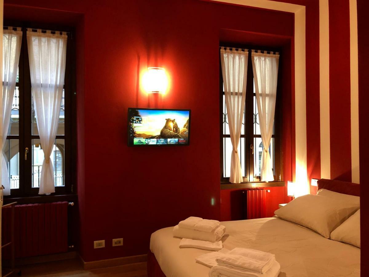 Апартаменты La Via Degli Artisti Арона Экстерьер фото